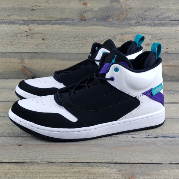 NEW Nike Jordan Fadeaway Basketball Shoes Black Turbo Green White - Picture 2 of 9